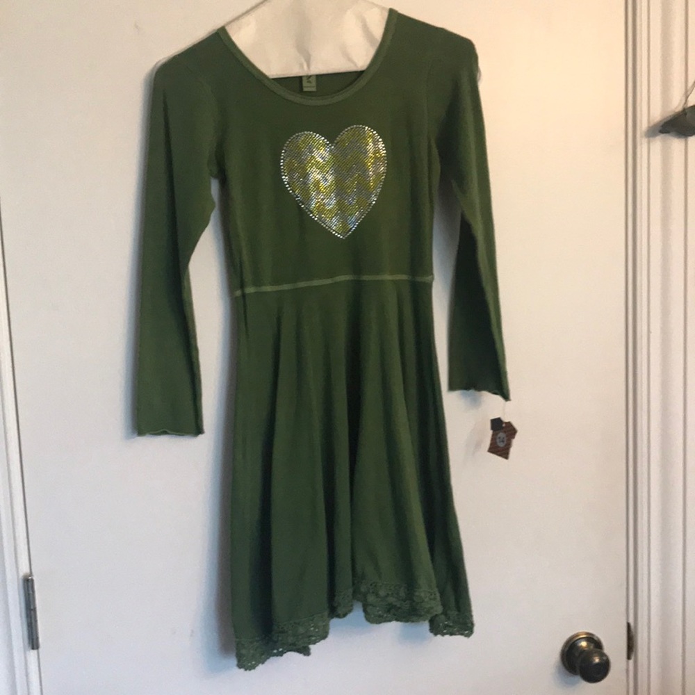 Girls dress